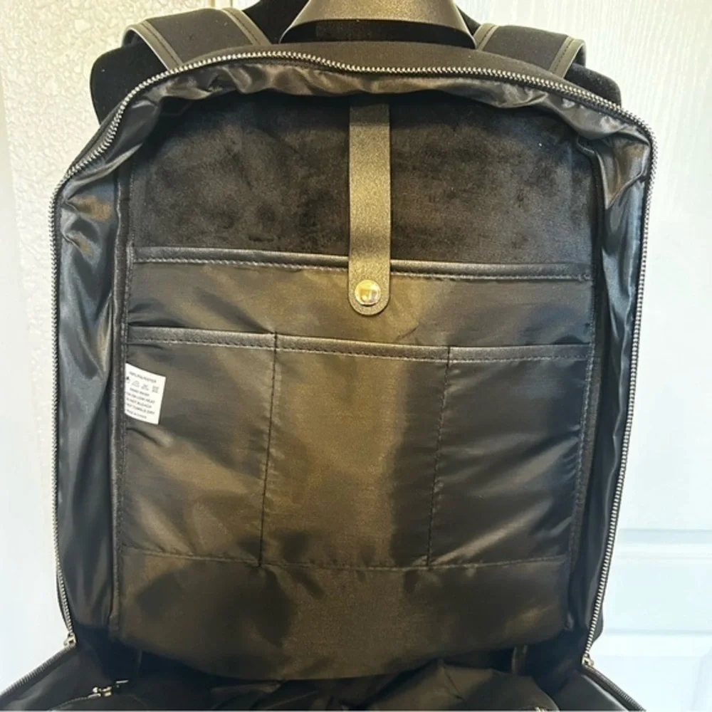 NWOT Journeyman‎ Back Pack with Dust Bag